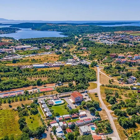 Prázdninový dům Mobile Luxury Premium-1 By Interhome *